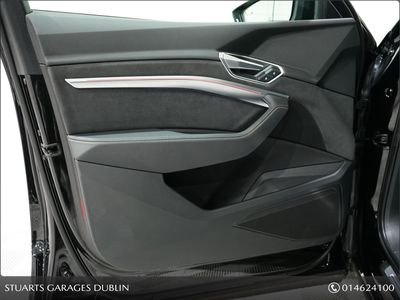 2022 Audi e-tron
