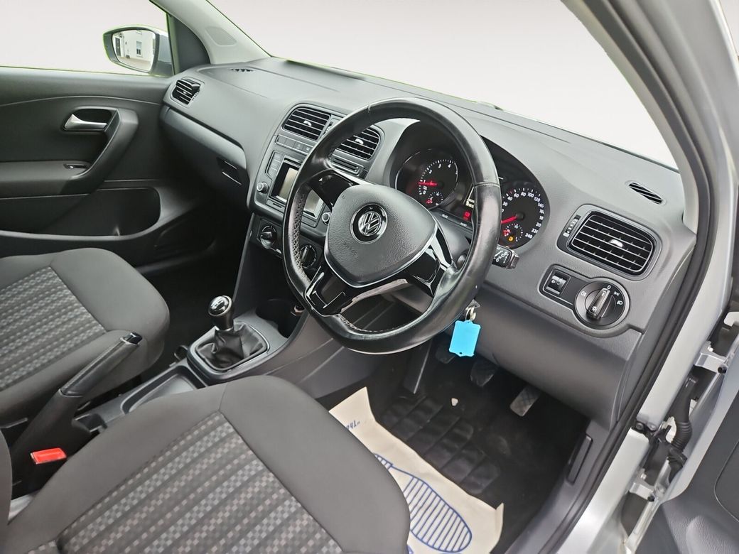 2015 Volkswagen Polo