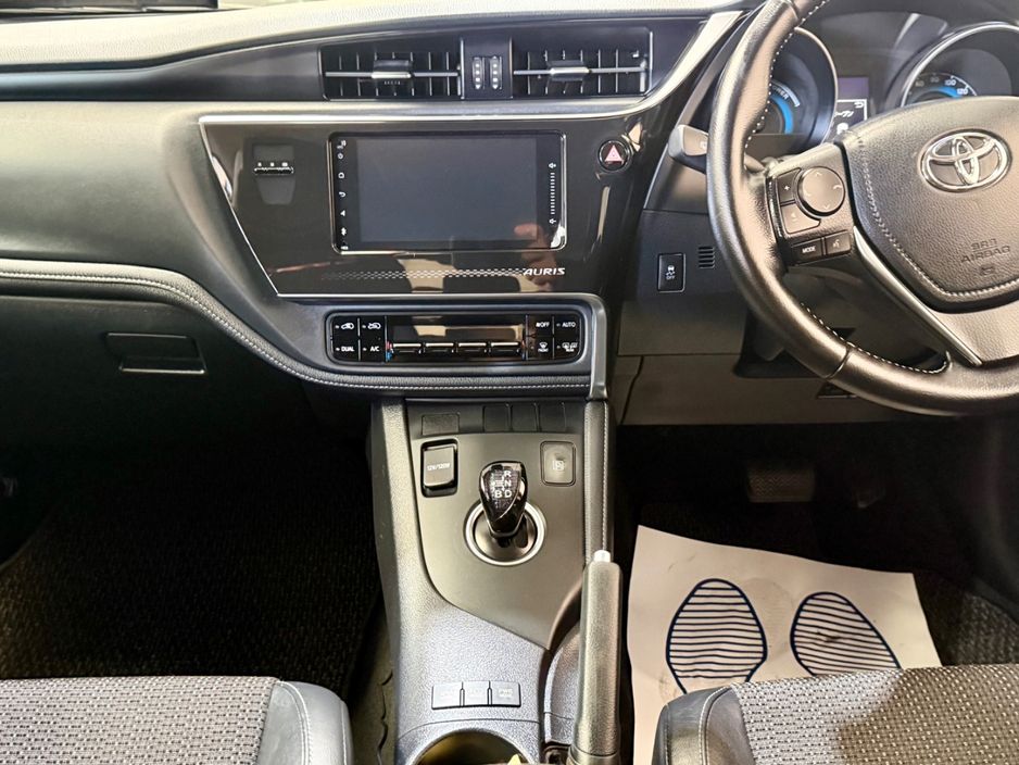 2016 Toyota Auris