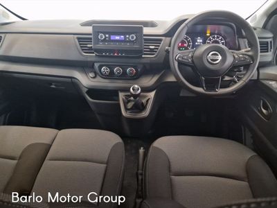 2023 Nissan Primastar