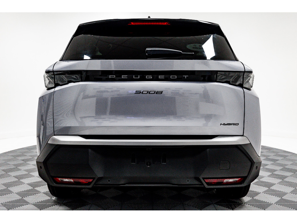 2025 Peugeot 5008