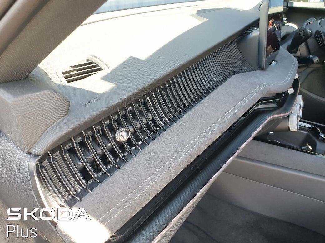 2025 Skoda Superb