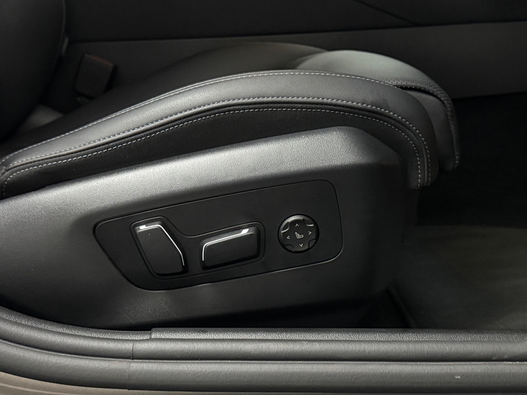 2025 BMW 5 Series