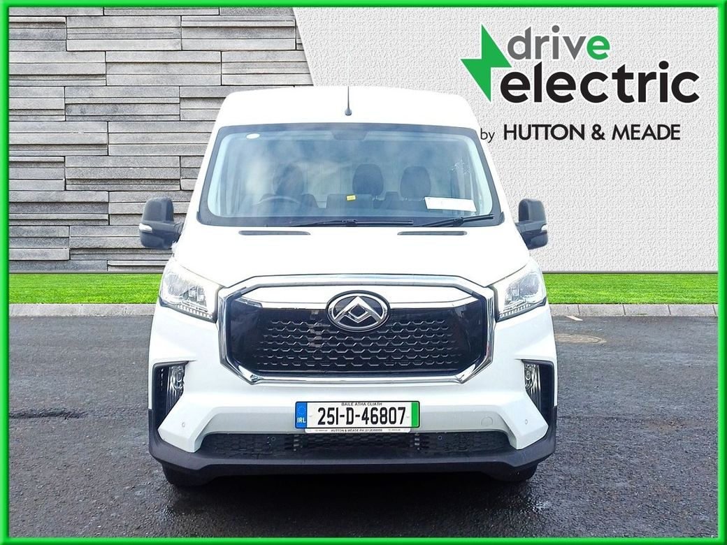 2025 Maxus eDELIVER 9