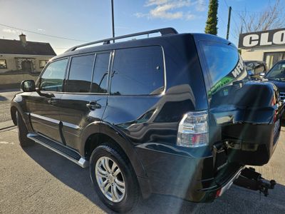 2015 Mitsubishi Pajero