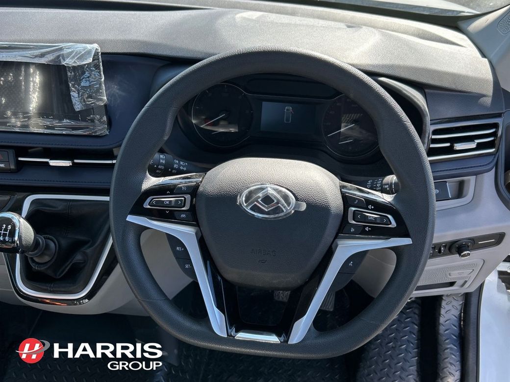 2025 Maxus Deliver 9