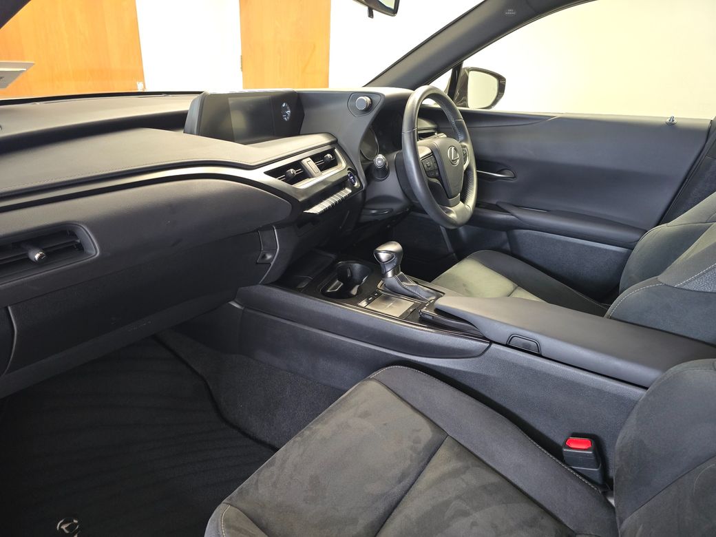 2021 Lexus UX 250H