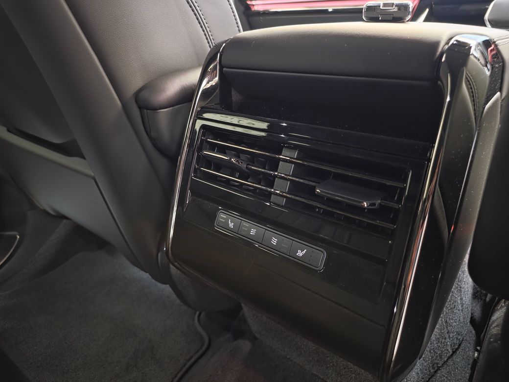 2026 Land Rover Range Rover Sport