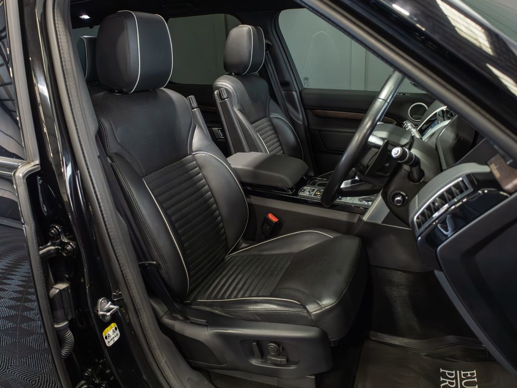 2020 Land Rover Discovery