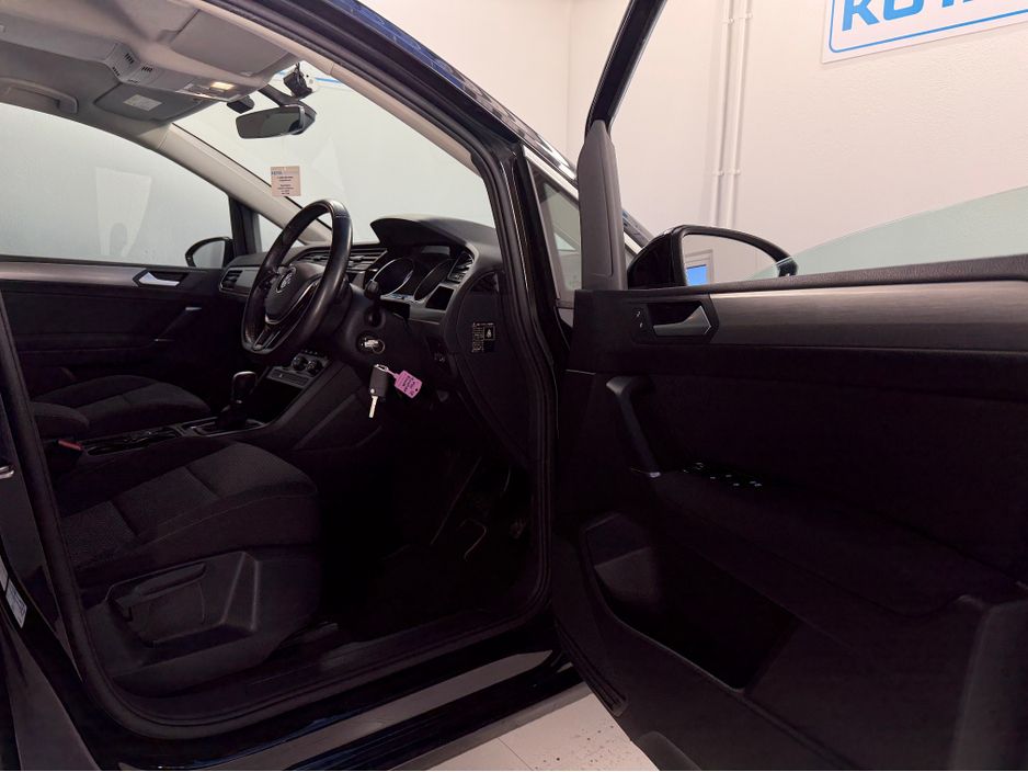 2018 Volkswagen Touran