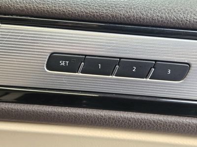 2018 Volkswagen Touareg
