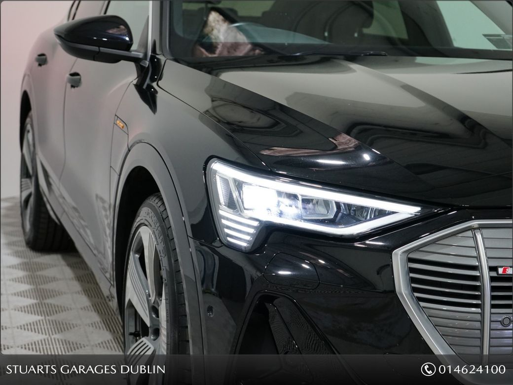2022 Audi e-tron