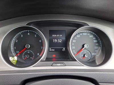 2016 Volkswagen Golf