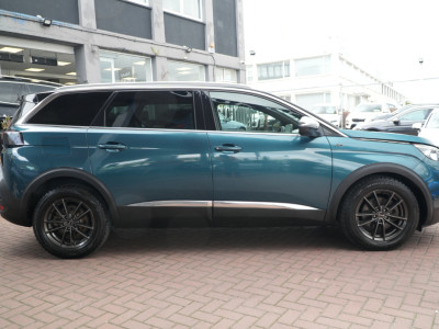 2019 Peugeot 5008