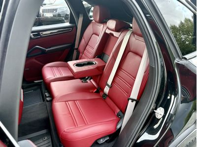2023 Porsche Cayenne