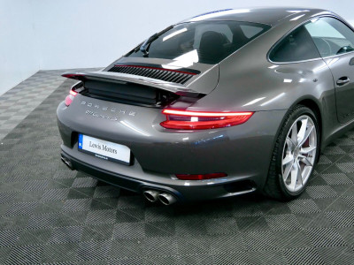 2017 Porsche 911