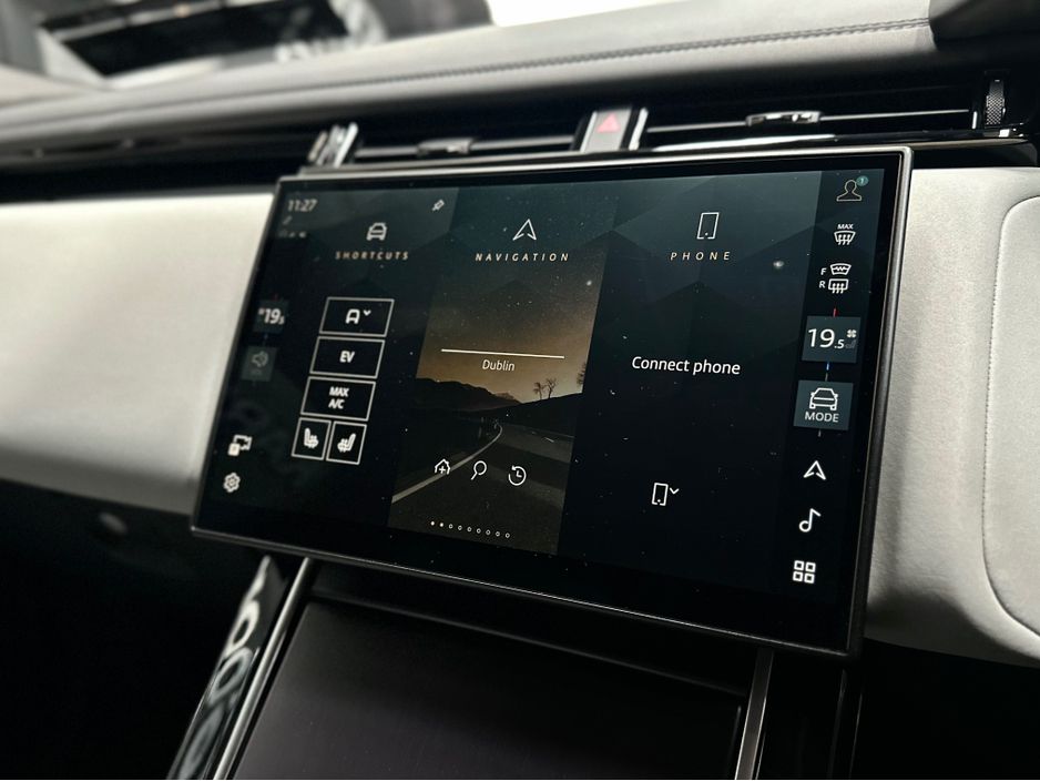 2025 Land Rover Range Rover Velar