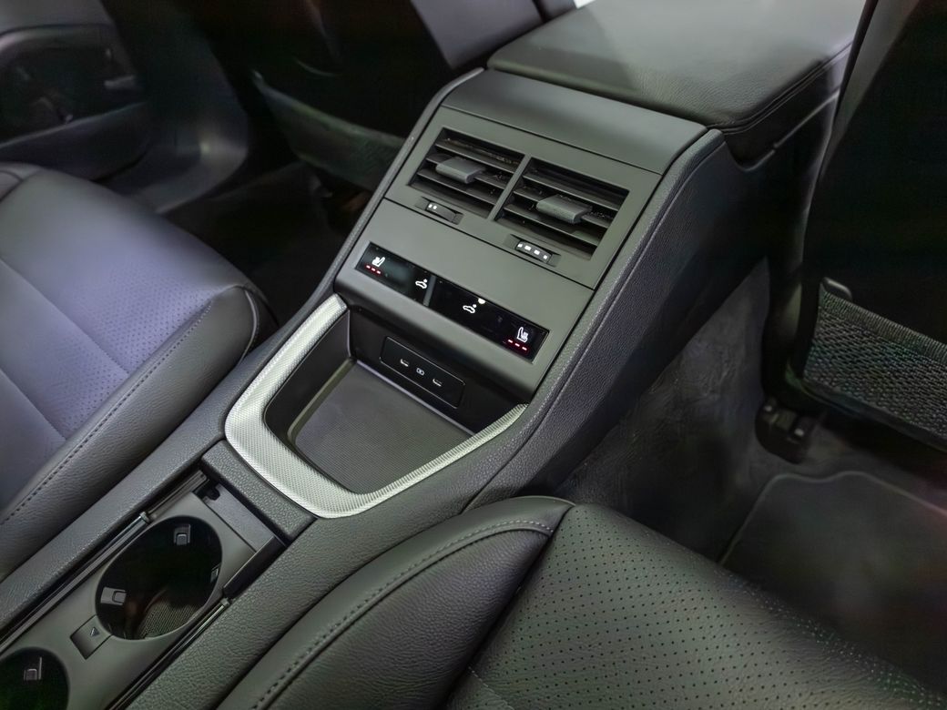 2024 Porsche Panamera