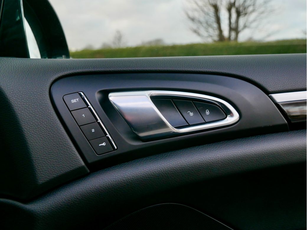 2017 Porsche Cayenne