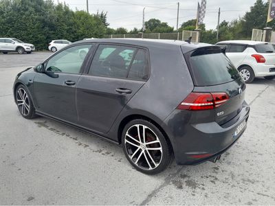 2016 Volkswagen Golf