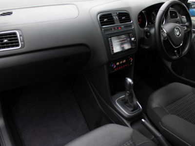 2017 Volkswagen Polo