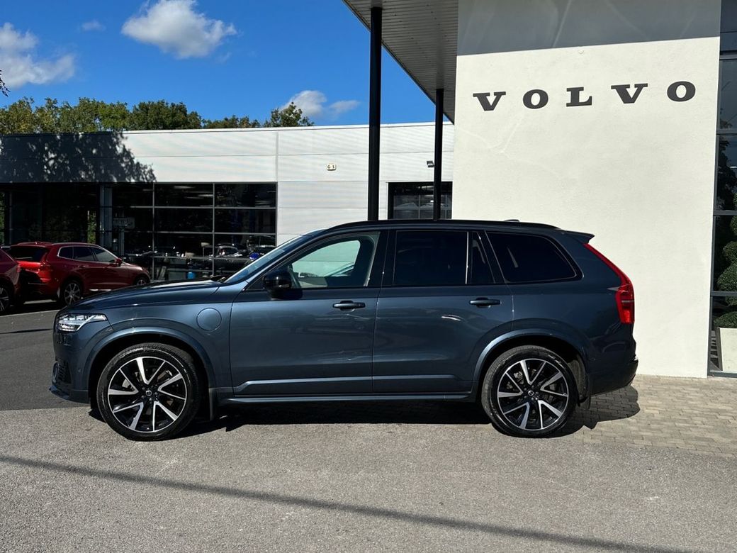 2023 Volvo XC90