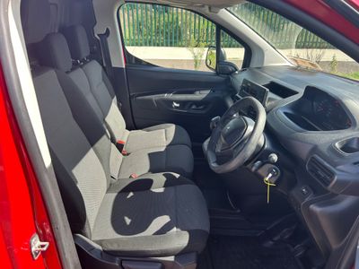 2021 Peugeot Partner