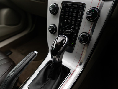 2016 Volvo V40