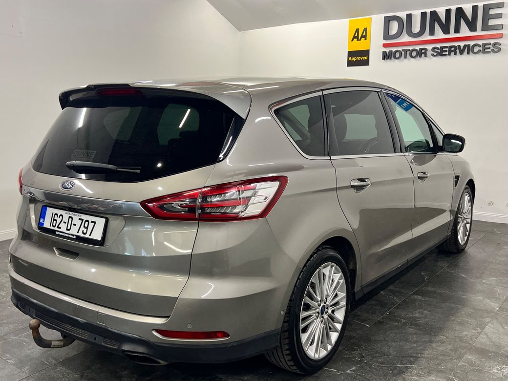 2016 Ford S-Max