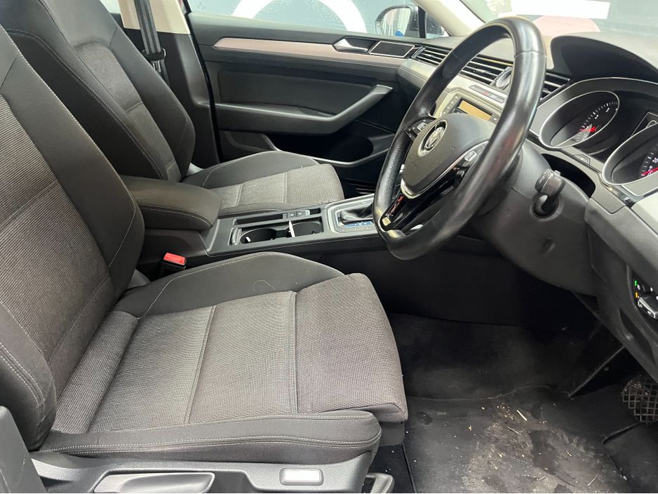 2016 Volkswagen Passat