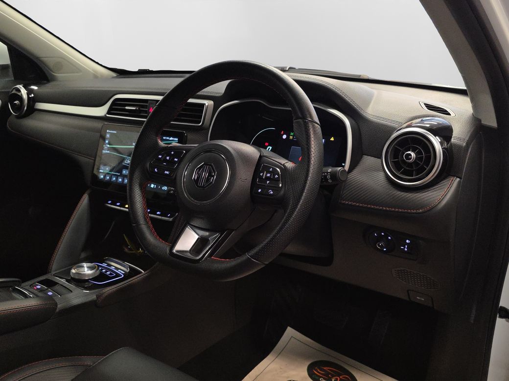2024 MG ZS