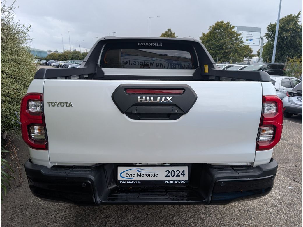 2024 Toyota Hilux