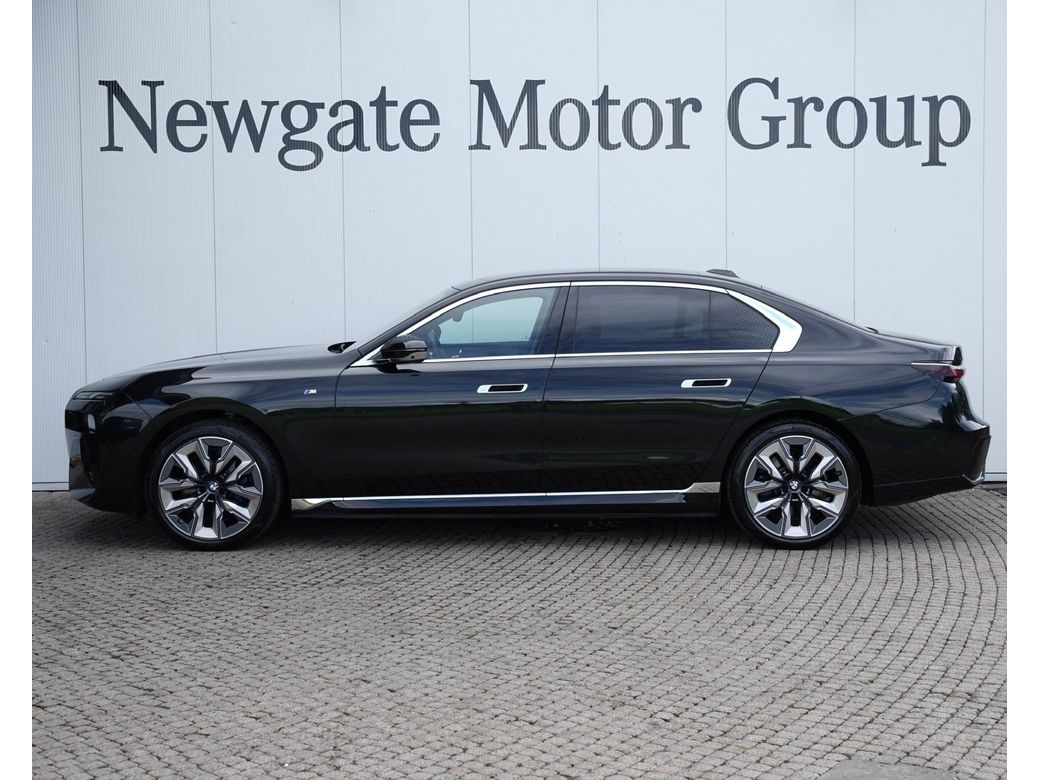 2024 BMW i7