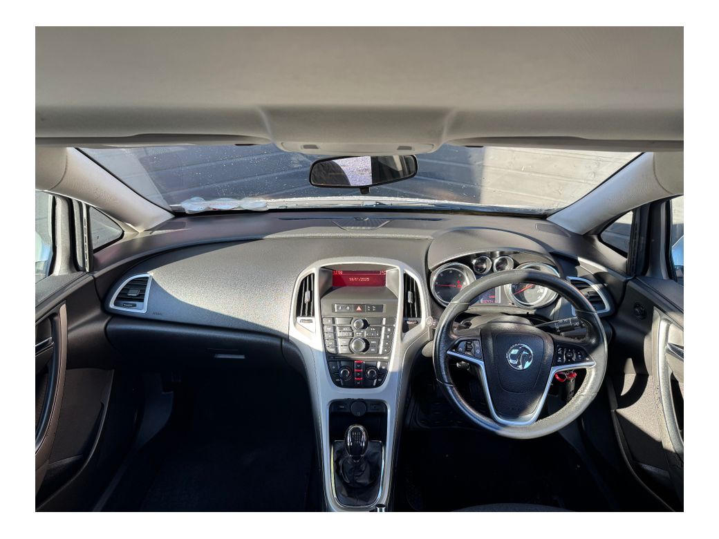 2013 Opel Astra
