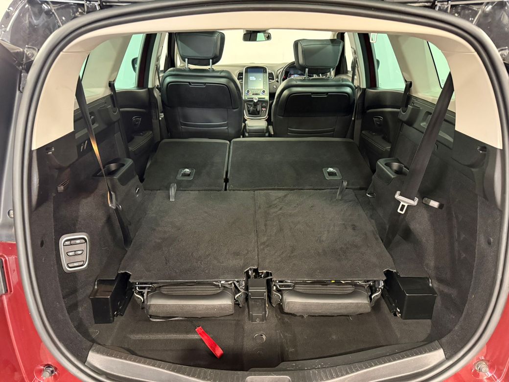 2021 Renault Grand Scenic