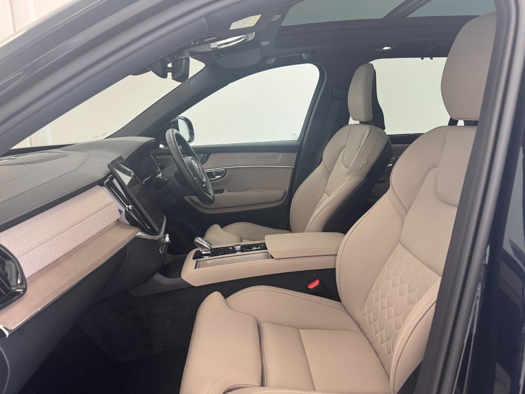 2025 Volvo XC90