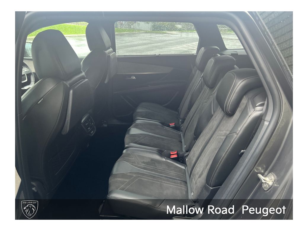 2021 Peugeot 5008