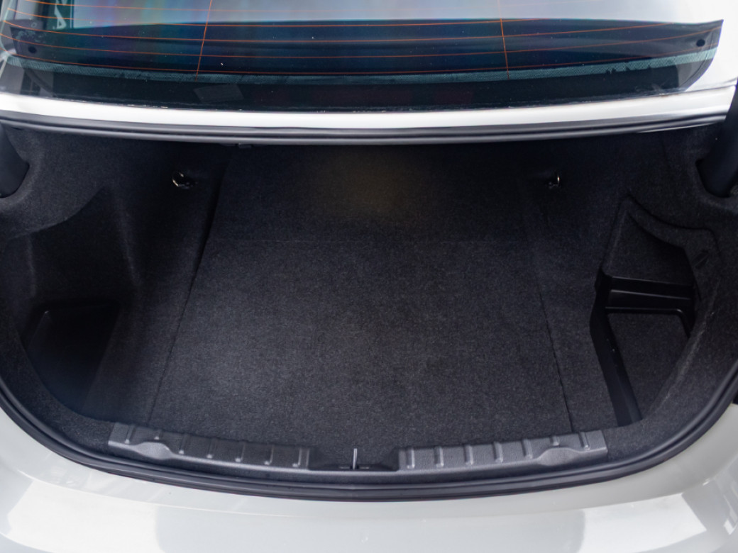 2015 BMW 320