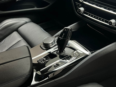 2021 BMW 530