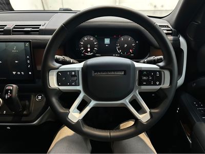 2025 Land Rover Defender