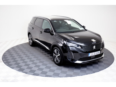 2023 Peugeot 5008