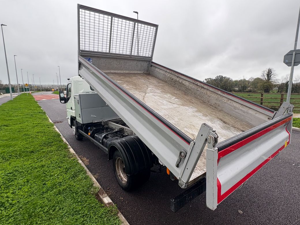 2023 Mitsubishi Canter