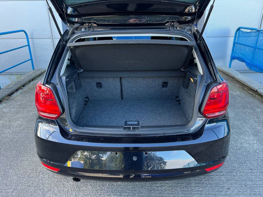 2017 Volkswagen Polo