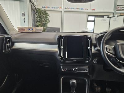 2021 Volvo XC40