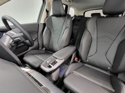 2025 BMW iX1