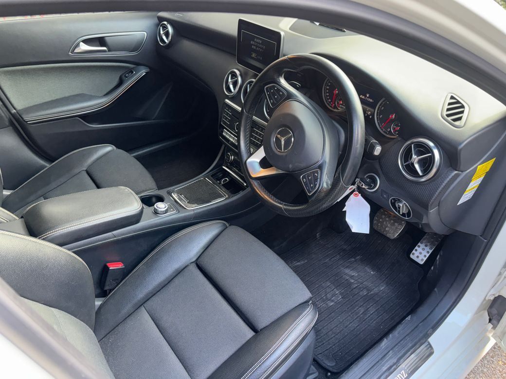 2015 Mercedes-Benz A 180