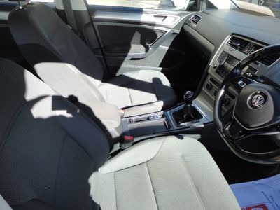 2016 Volkswagen Golf