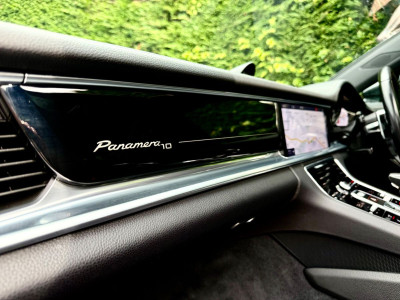 2020 Porsche Panamera