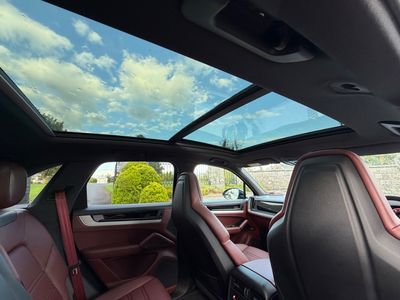 2024 Porsche Cayenne