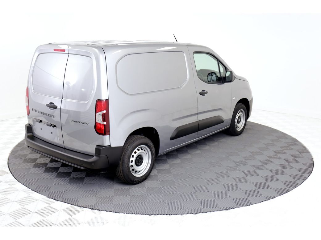 2025 Peugeot Partner